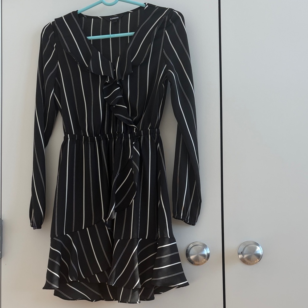 Express Black and White Striped Long Sleeve Dress